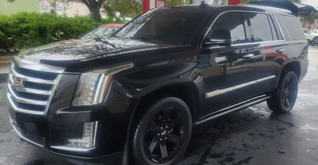 2019 BLACK CADILLAC ESCALADE PLATINUM --- (MOST DESIRABLE)