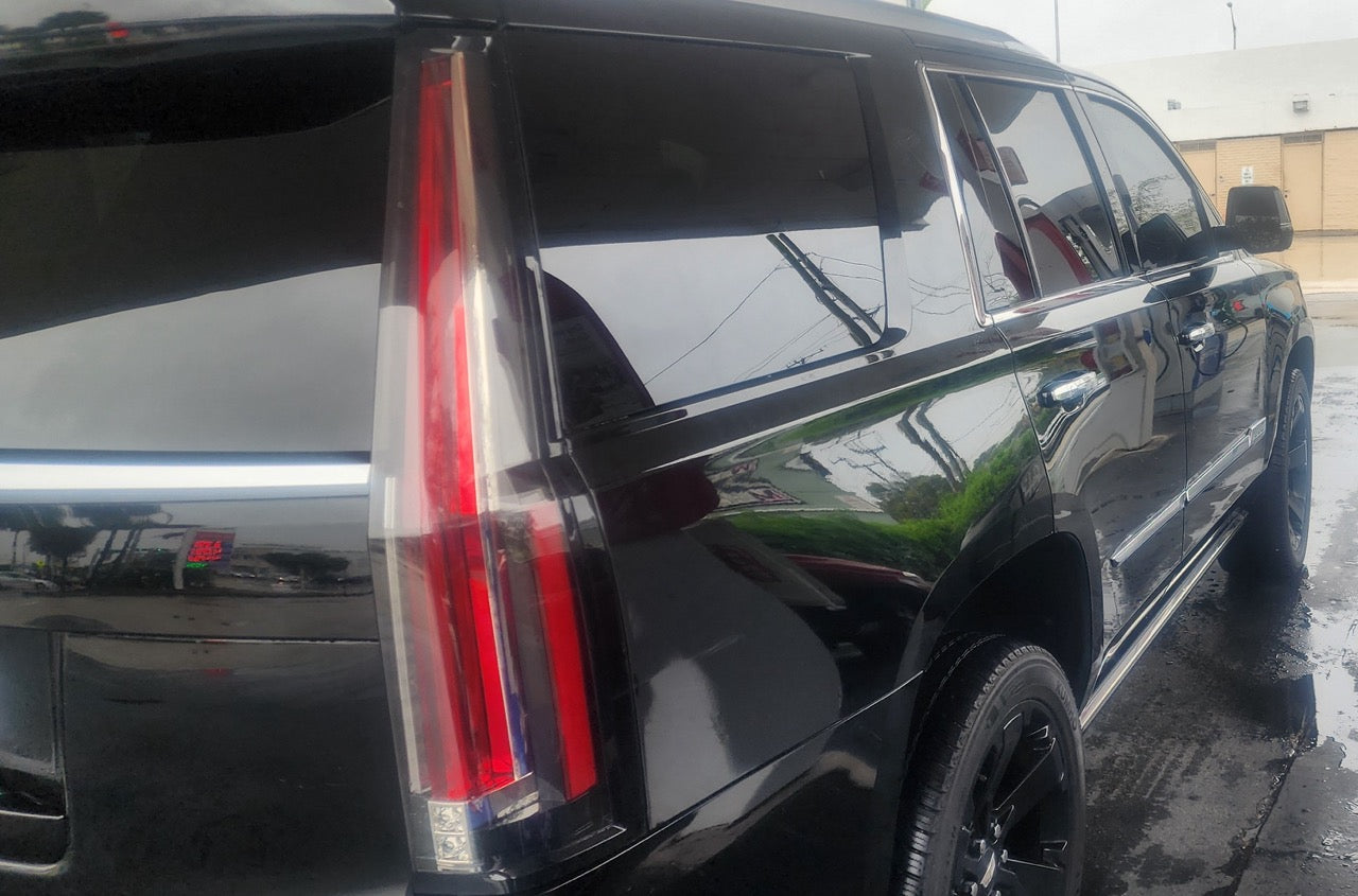 2019 BLACK CADILLAC ESCALADE PLATINUM --- (MOST DESIRABLE)