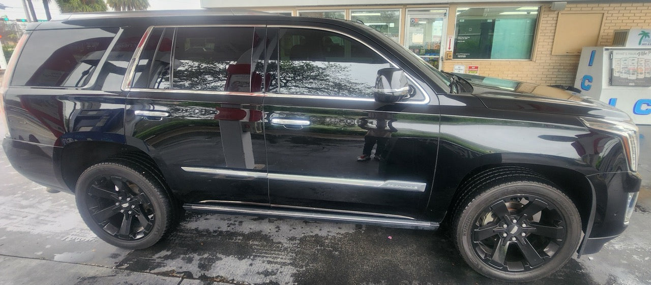 2019 BLACK CADILLAC ESCALADE PLATINUM --- (MOST DESIRABLE)