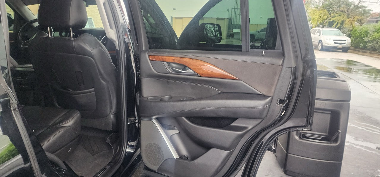 2019 BLACK CADILLAC ESCALADE PLATINUM --- (MOST DESIRABLE)