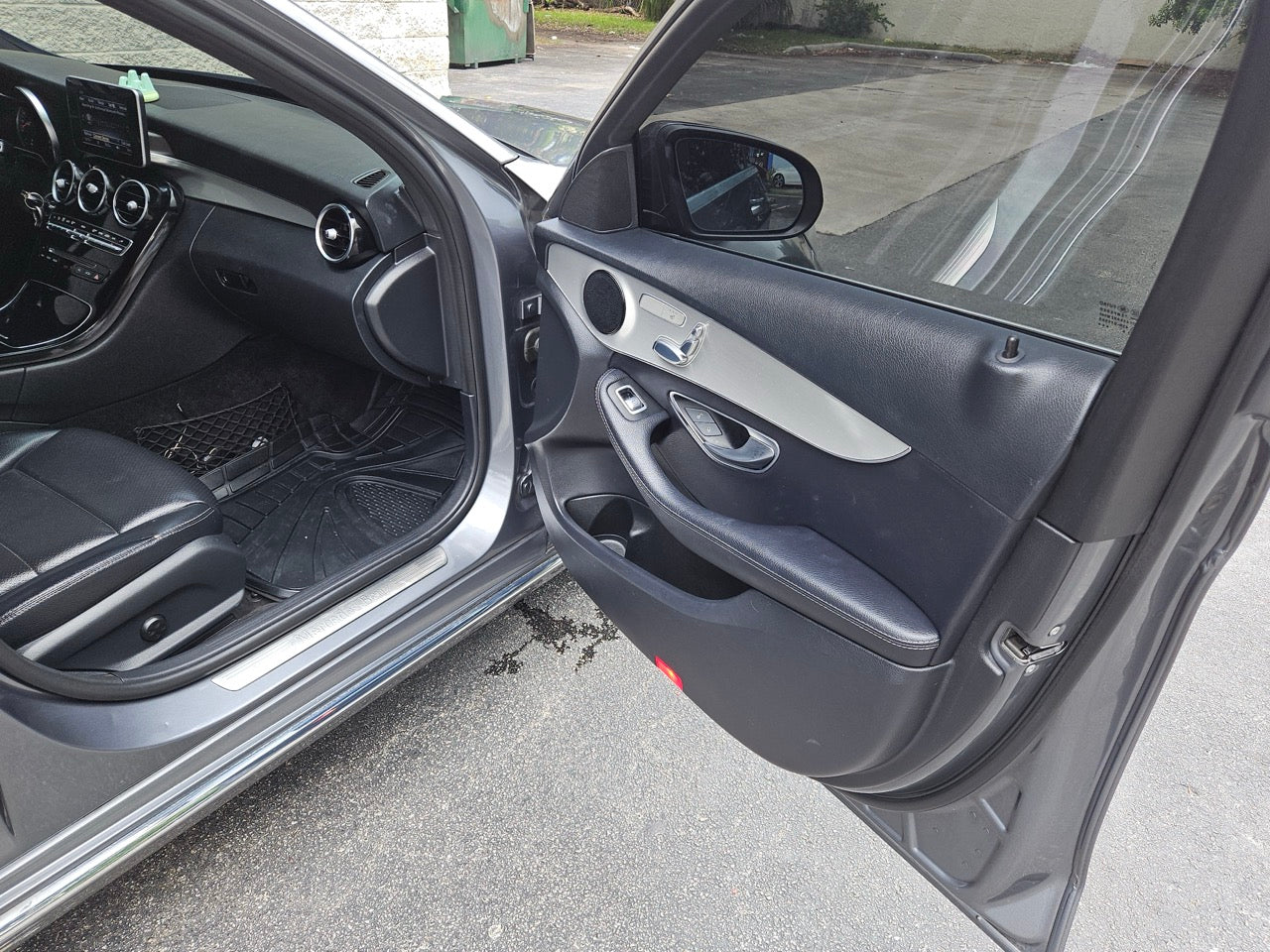 2019 MERCEDES BENZ C300